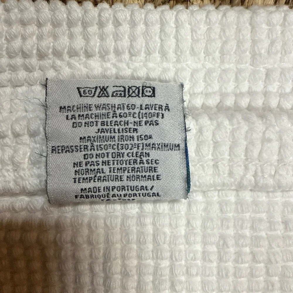 Made In Portugal Textured Bath Rug COTTON OEKO-TEX White 20x31”By Vital Home NWT